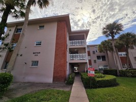 featured image of 3125 36th St N #102