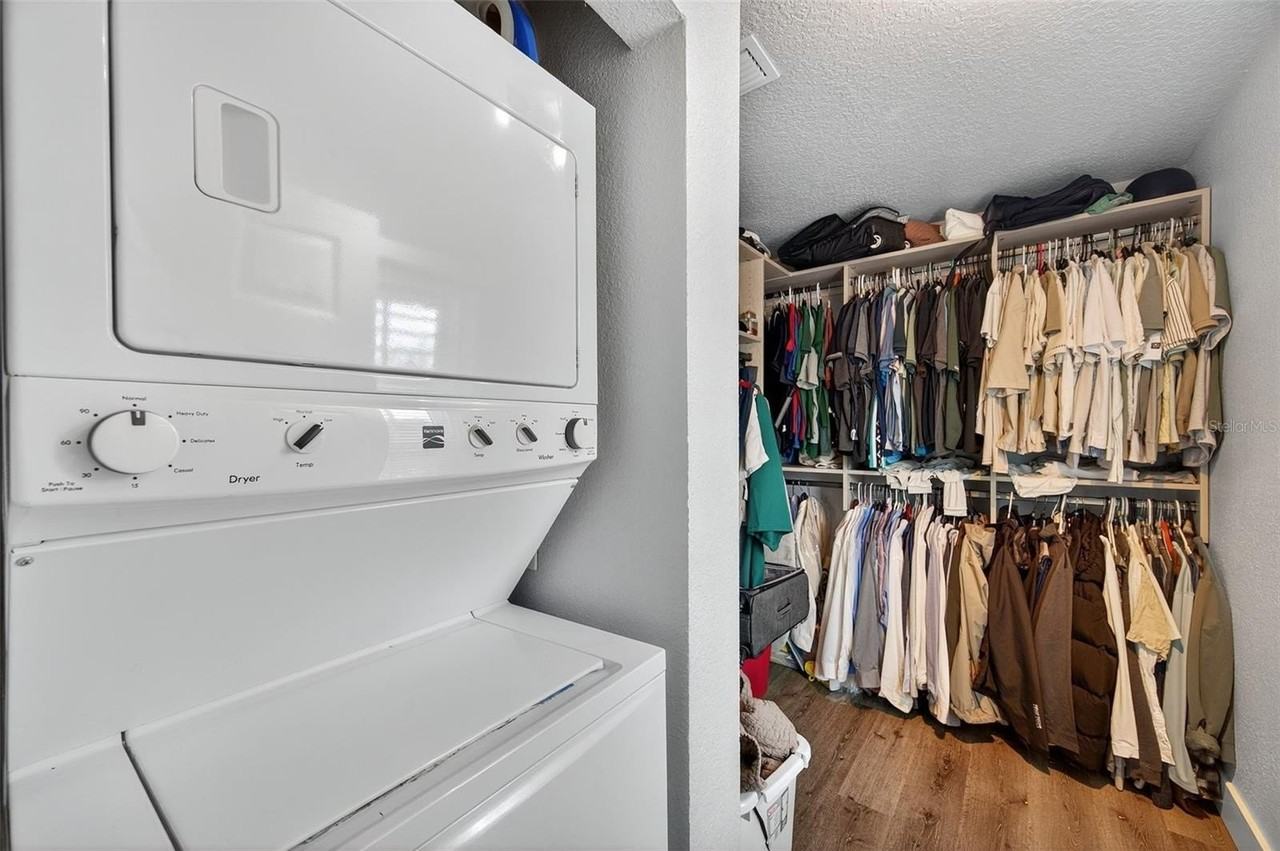 4924 Beach Dr Se #F - Photo 6 of 49