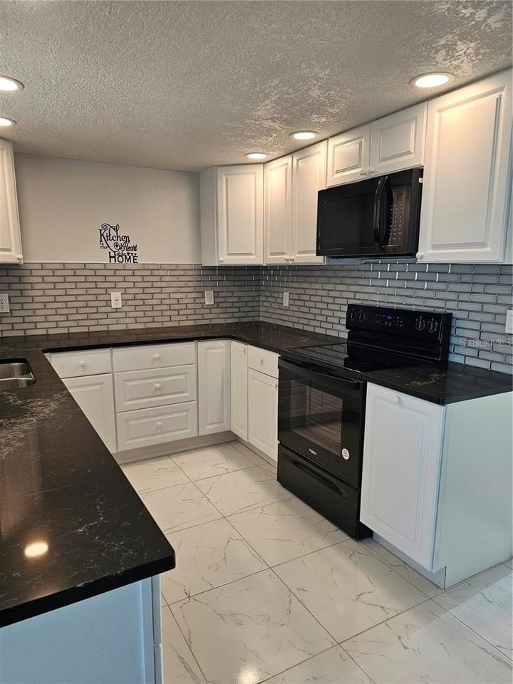 7425 Abalone Dr - Photo 6 of 6