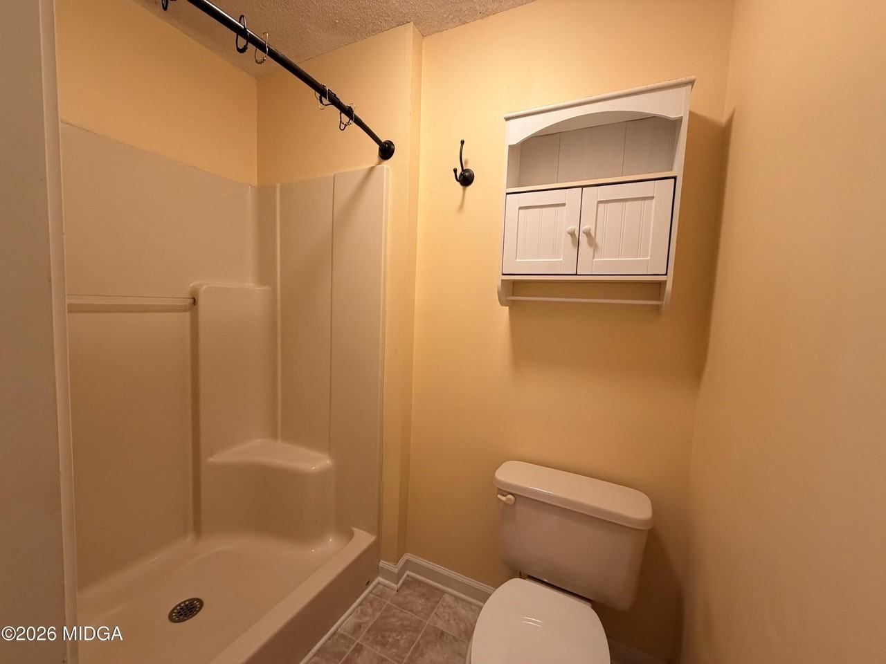 300 Bennie Pl - Photo 6 of 17