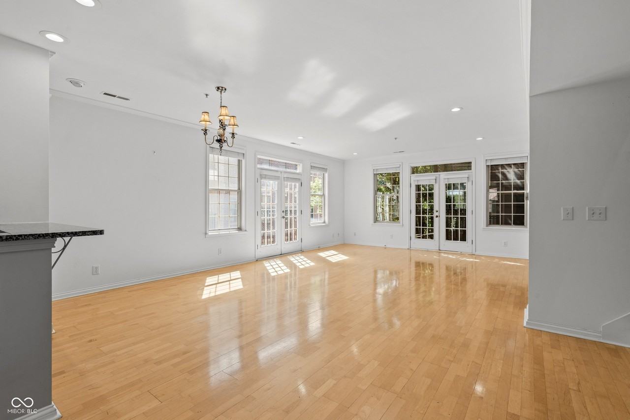 226 N Cleveland St #226E - Photo 5 of 50