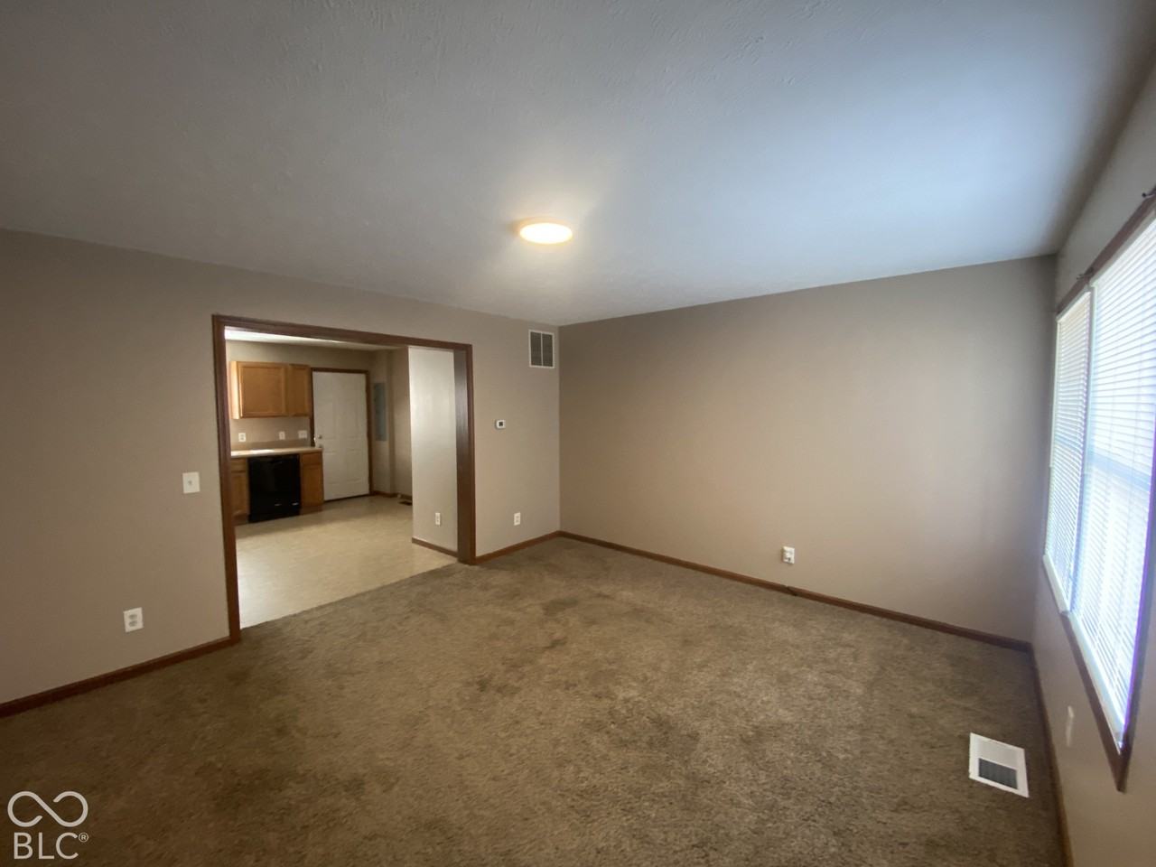 6293 E South St - Photo 2 of 12