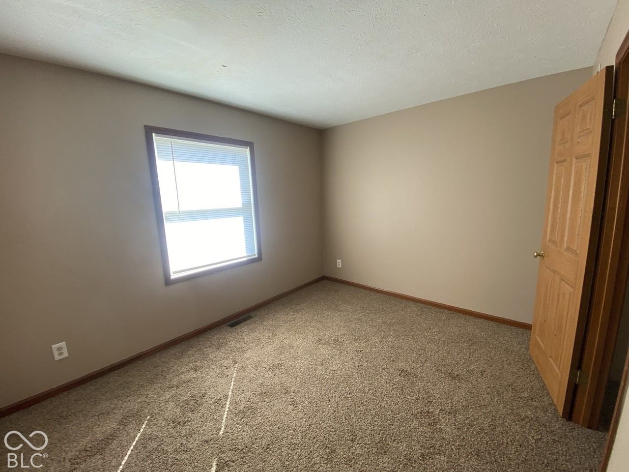 6293 E South St - Photo 7 of 12