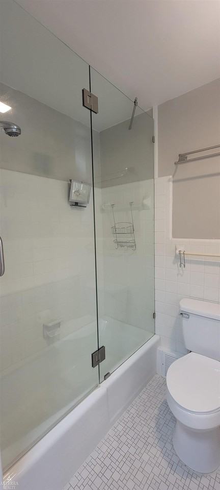 21520 Kelly Rd - Photo 4 of 11