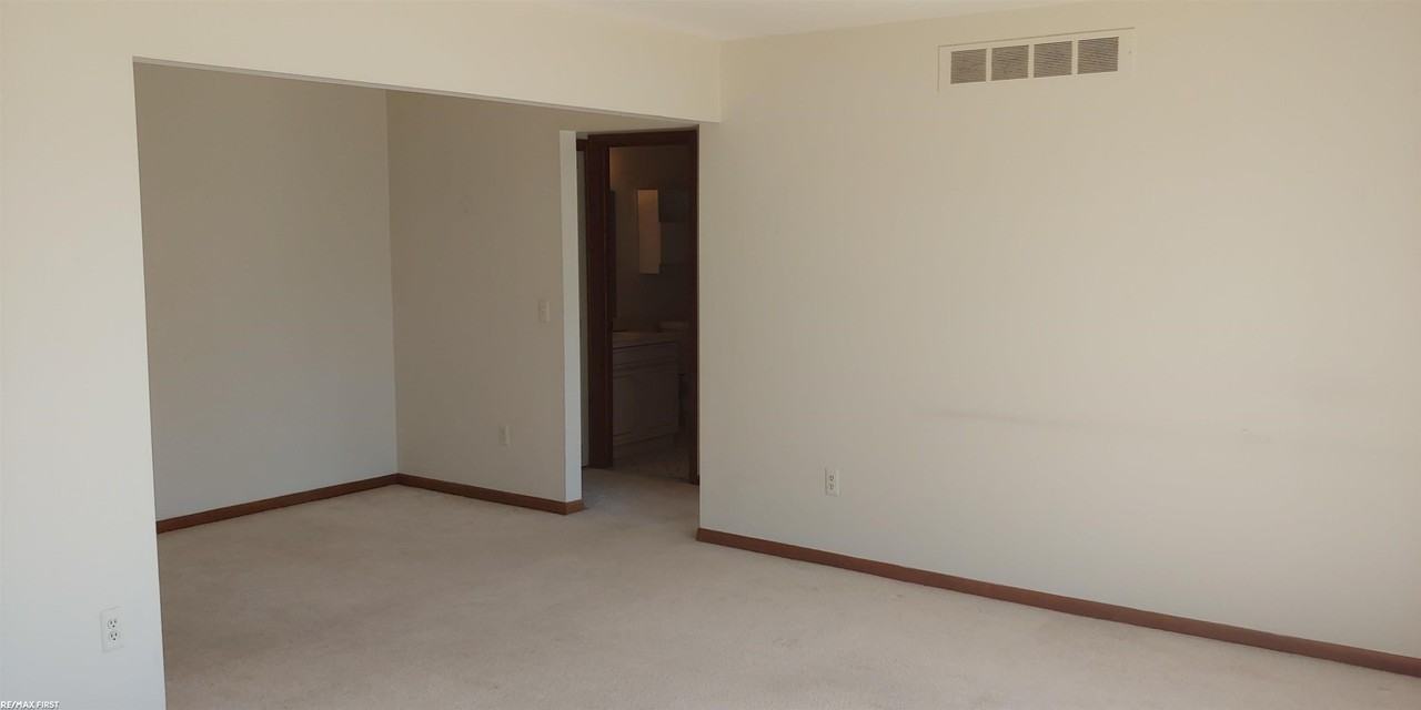 22513 Masonic Blvd #89 - Photo 3 of 21