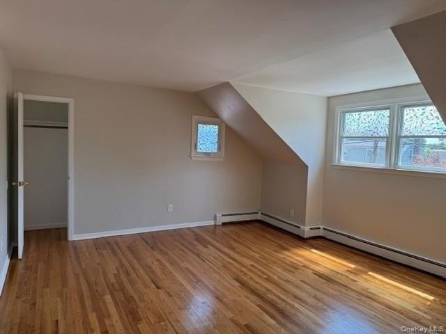 187 E 11th St #B - Photo 7 of 17