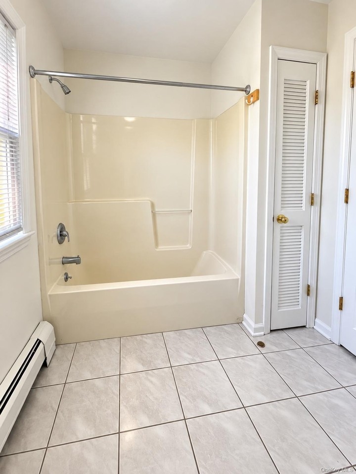 110 W Railroad Ave #2ndFL - Photo 4 of 7
