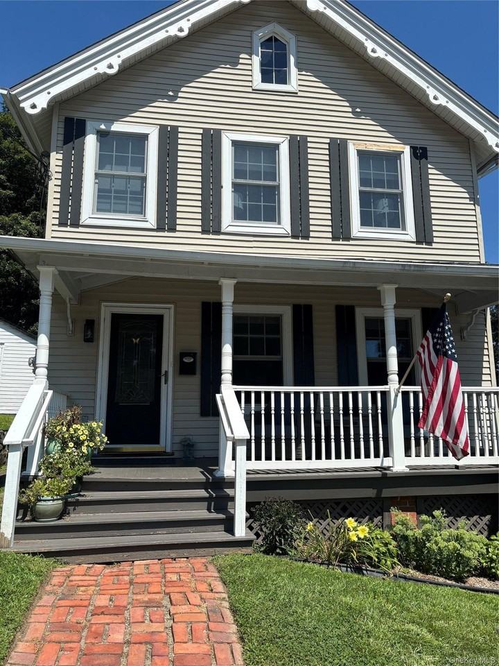 18 Parsonage St