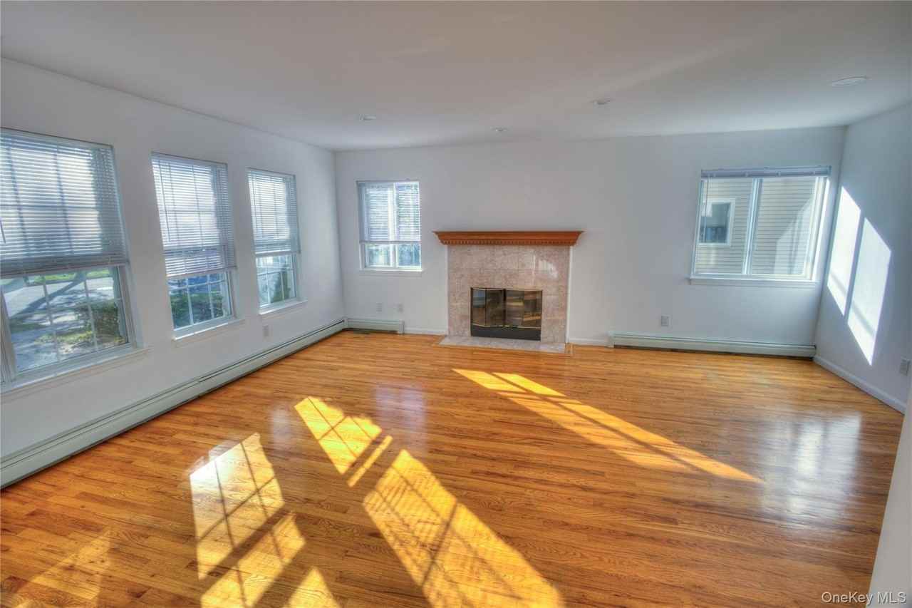 57 Dunwood Rd #A - Photo 4 of 25