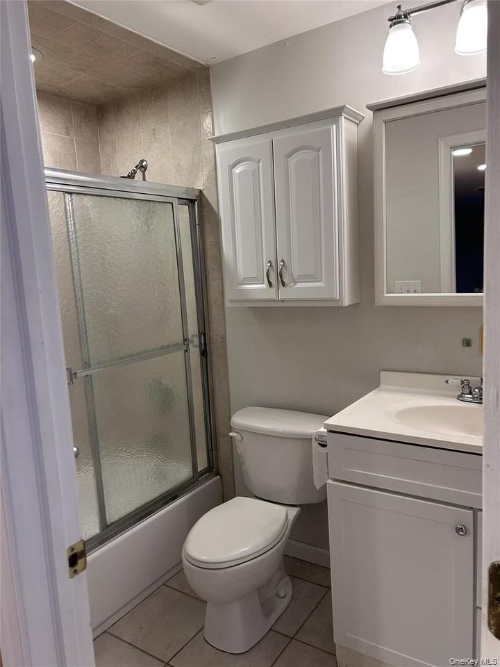106 Newport Bridge Rd #3 - Photo 6 of 9
