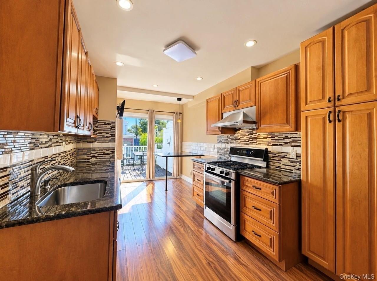 13311 Sitka St #1 - Photo 5 of 15