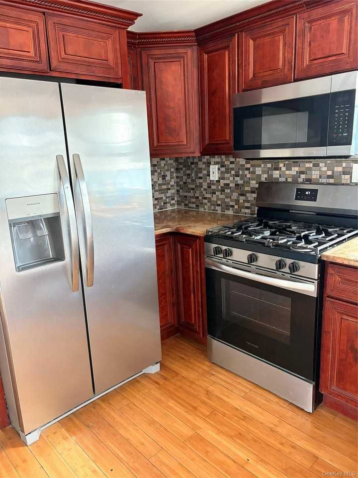 12029 144th St - Photo 4 of 17