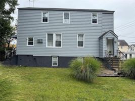 featured image of 209 Lincoln Ave #1