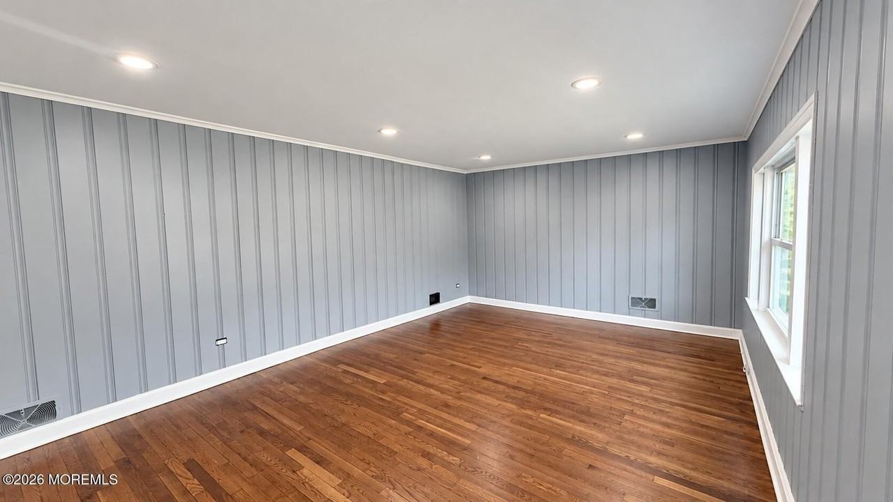 611 Bingham St #1 - Photo 5 of 26