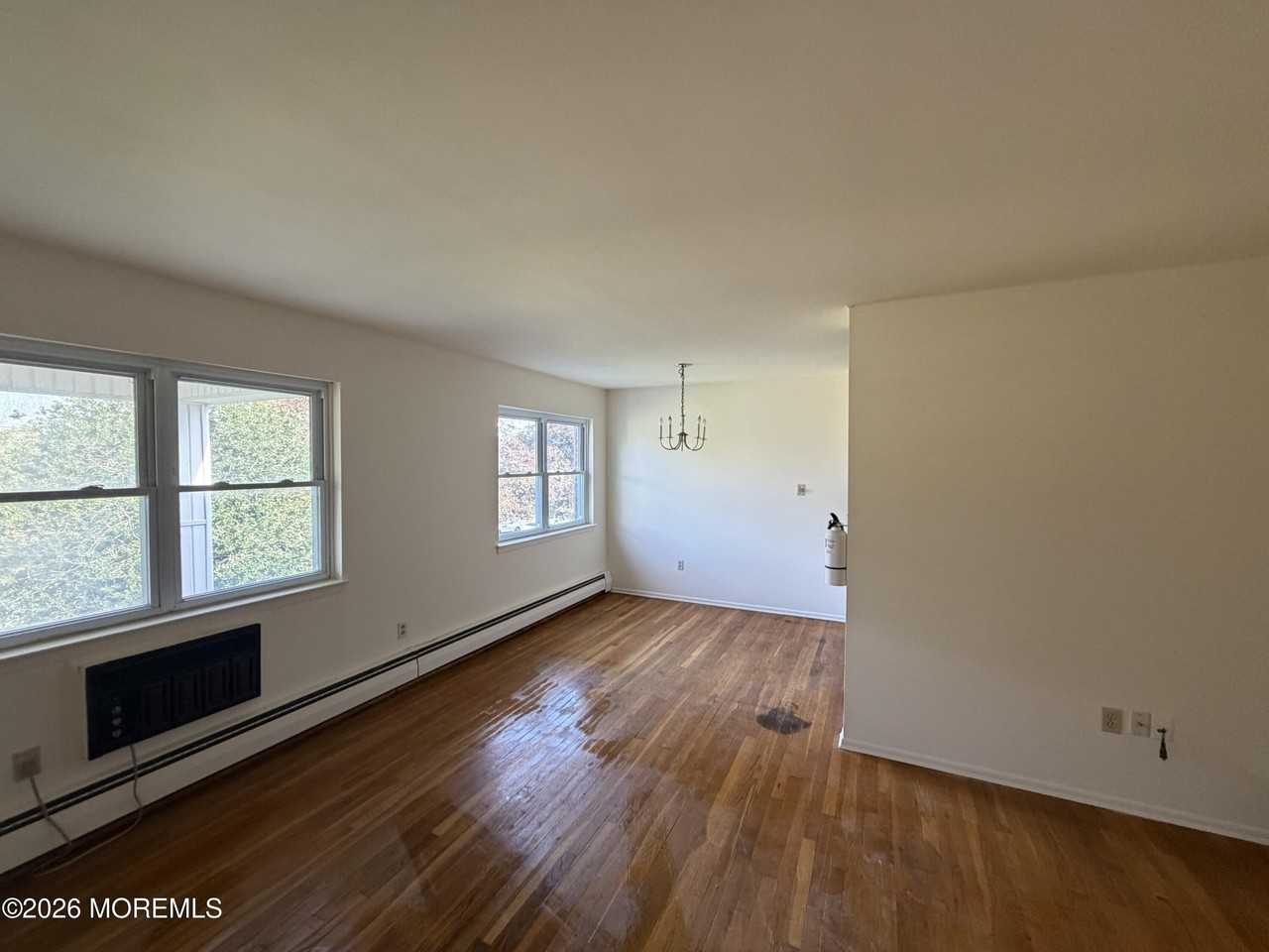 84 Manchester Ct #E - Photo 4 of 7