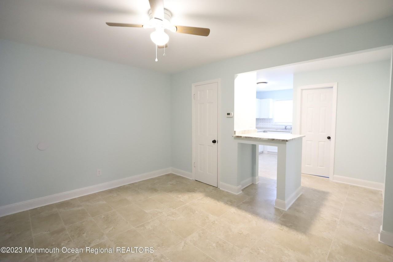 110 Union Ave #B - Photo 3 of 8