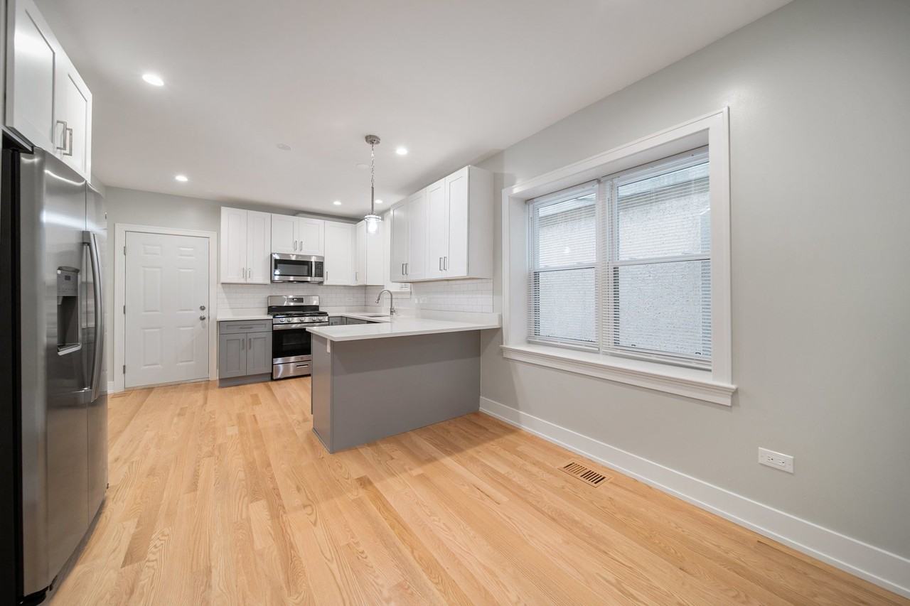 3014 N California Ave #1FE - Photo 6 of 24