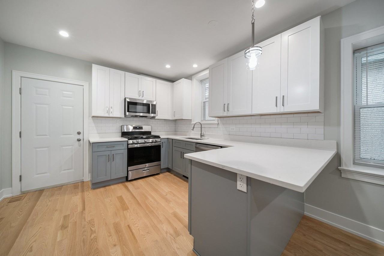 3014 N California Ave #1FE - Photo 7 of 24