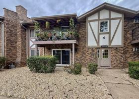 featured image of 16W471 79th St #4-105