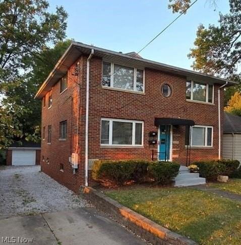 615 E Robinson Ave - Photo 2 of 11