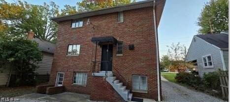 615 E Robinson Ave - Photo 3 of 11
