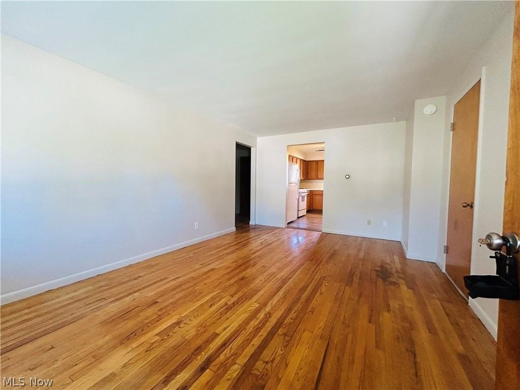 3370 Bailey Rd - Photo 4 of 21
