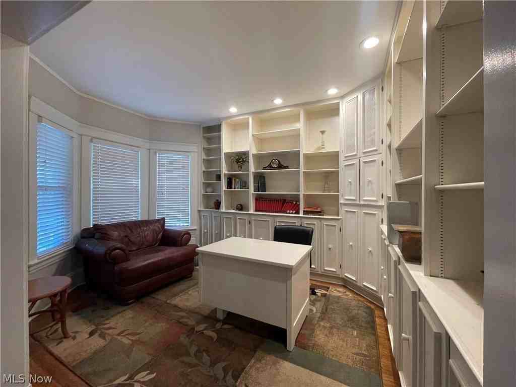 1457 W 116th St - Photo 4 of 26