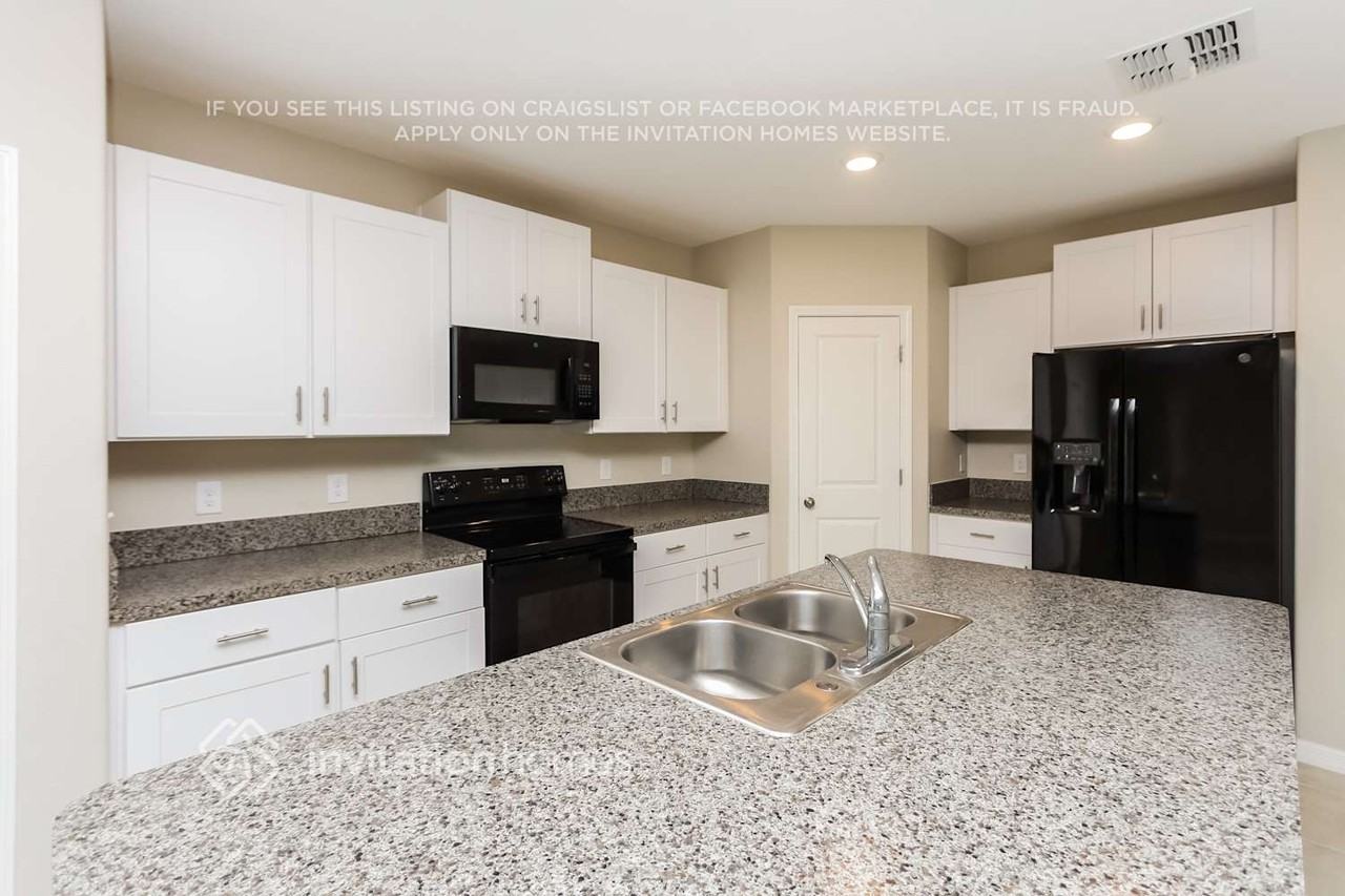 7212 Jenkins Vista Ct - Photo 5 of 18