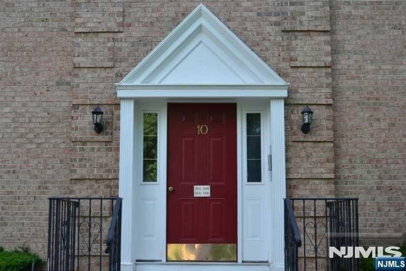 10A S Irving St #10A - Photo 2 of 17