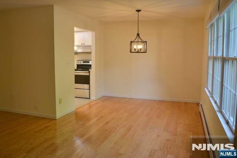 10A S Irving St #10A - Photo 5 of 17