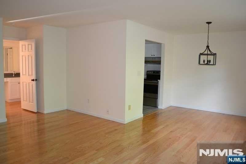 10A S Irving St #10A - Photo 6 of 17