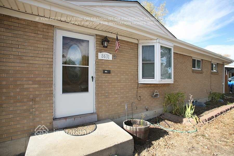 8631 Richard Rd - Photo 2 of 22