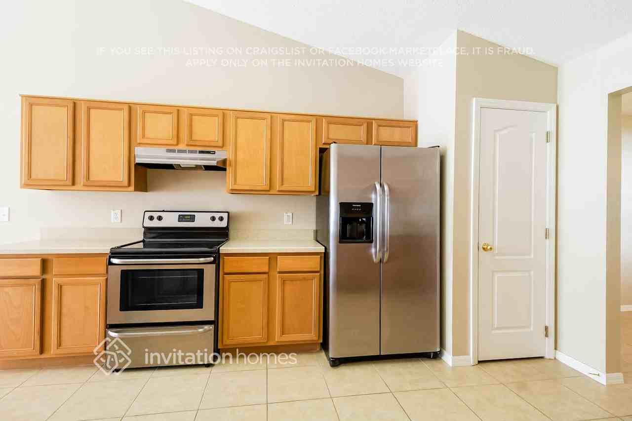2010 Southern Oak Loop - Photo 7 of 15