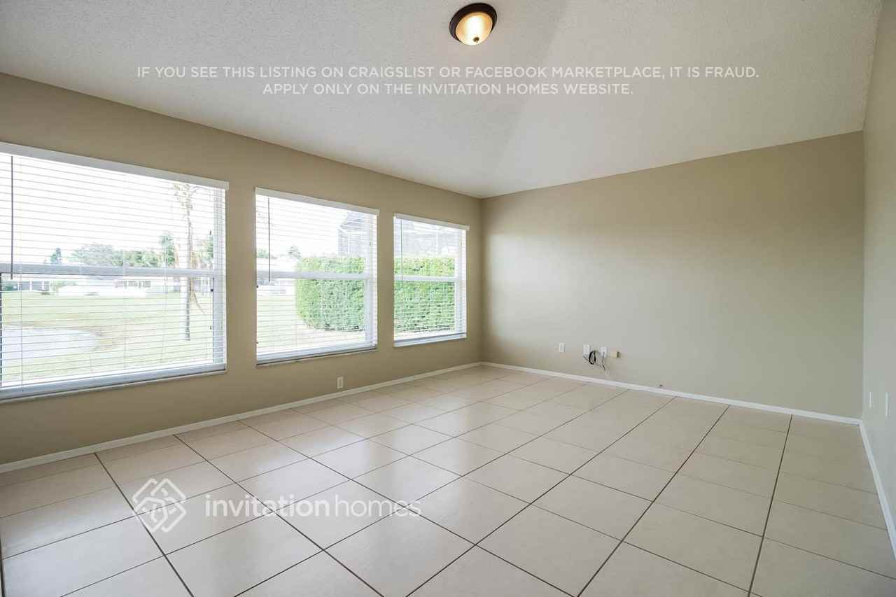 12747 Waterhaven Cir - Photo 6 of 20