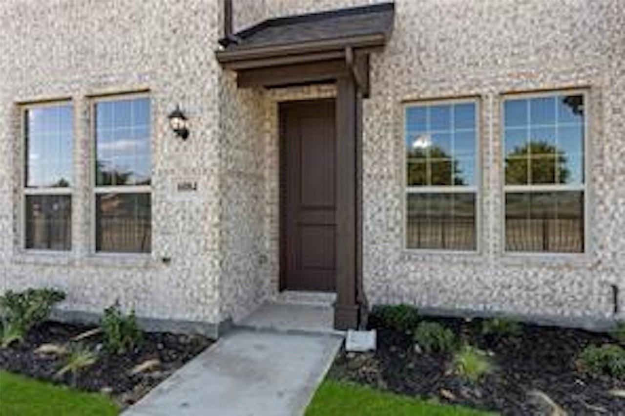 6084 Bursey Rd - Photo 3 of 25