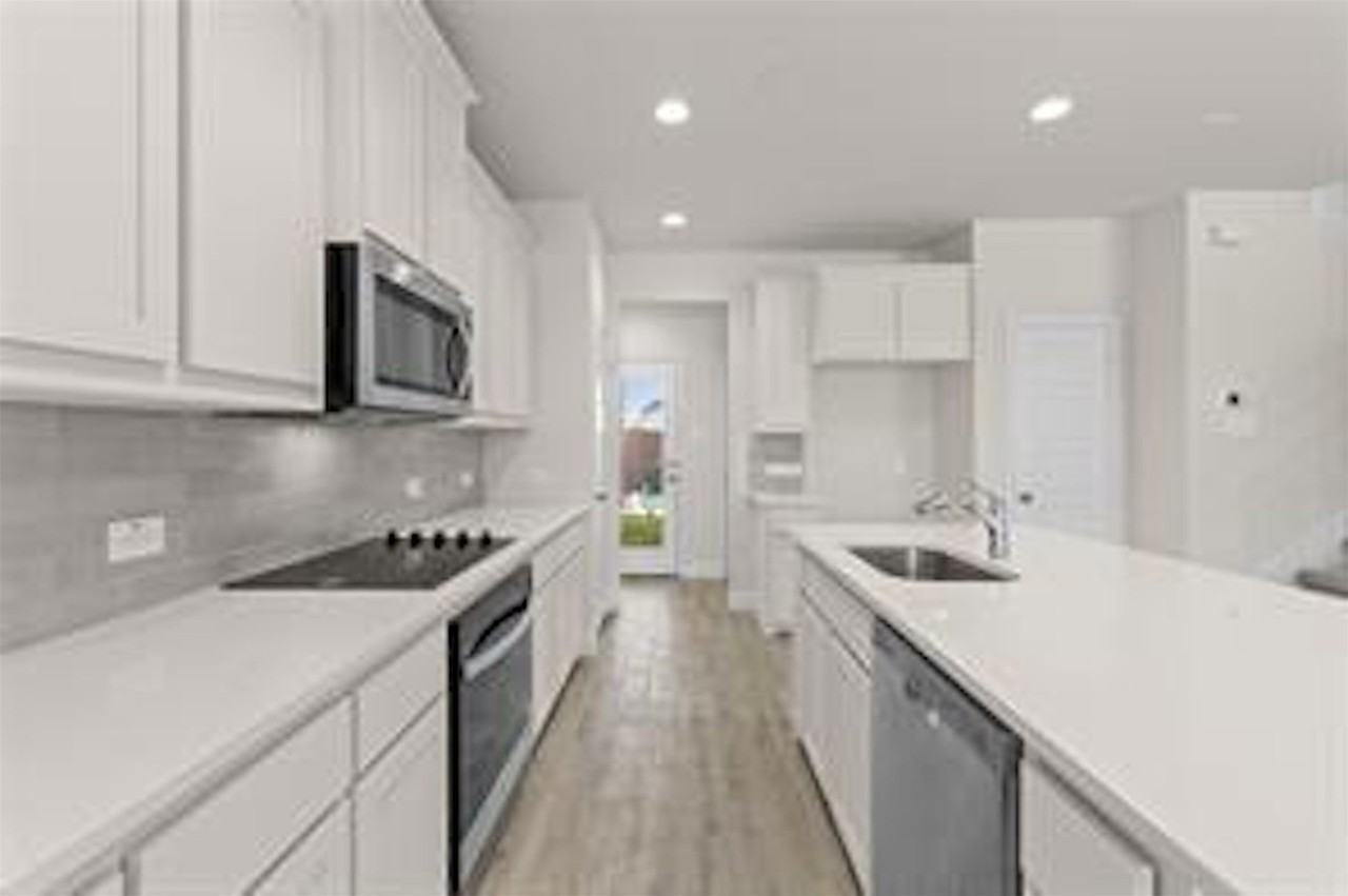 6084 Bursey Rd - Photo 5 of 25