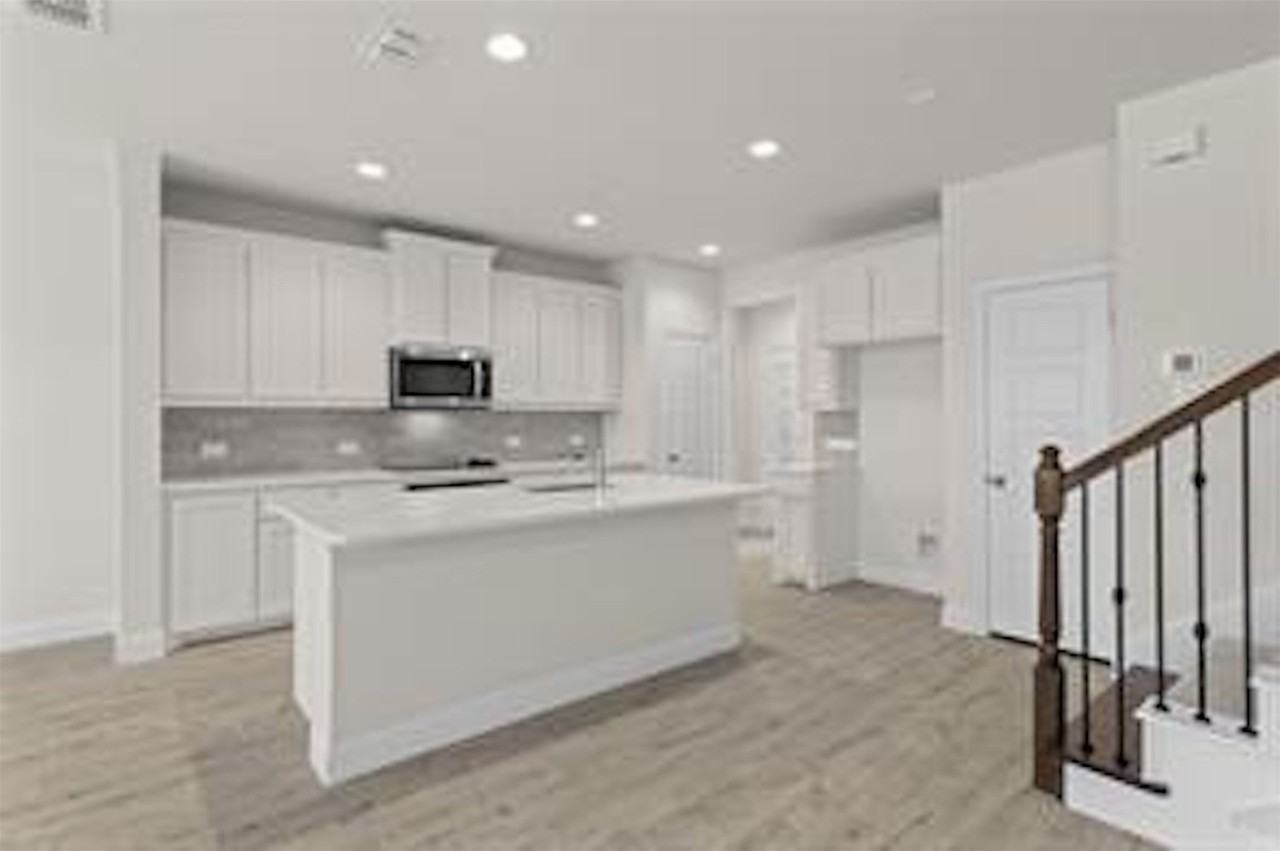 6084 Bursey Rd - Photo 6 of 25