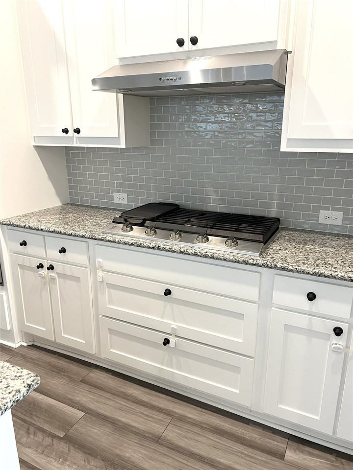 352 Foxthorne Way - Photo 6 of 27