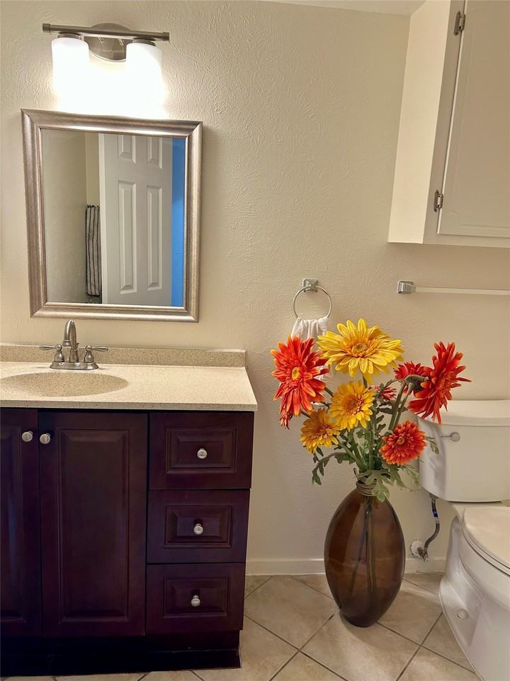 2805 Rio Branco St #105G - Photo 6 of 17