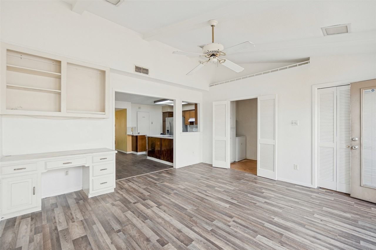 11916 Leisure Dr - Photo 6 of 12
