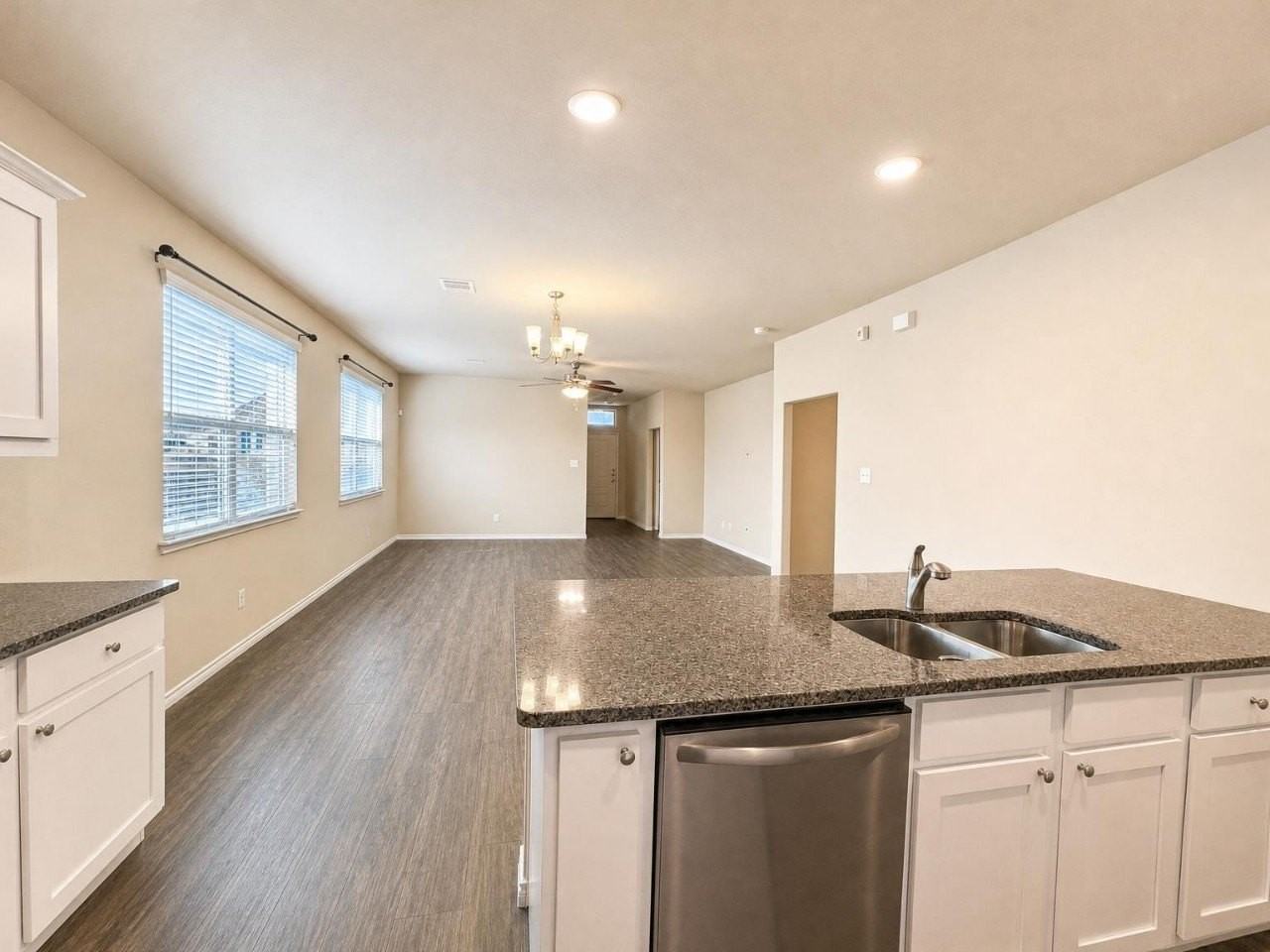 2265 Barx Dr - Photo 5 of 13