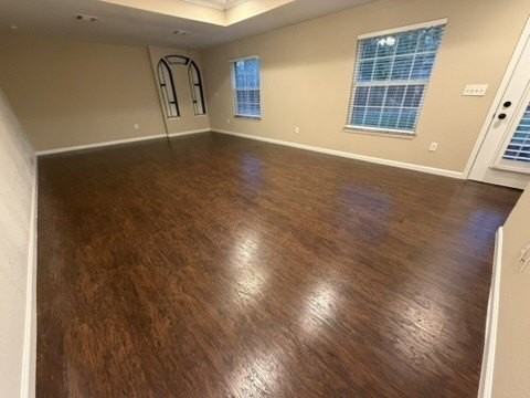 7905 Park Ln - Photo 4 of 25