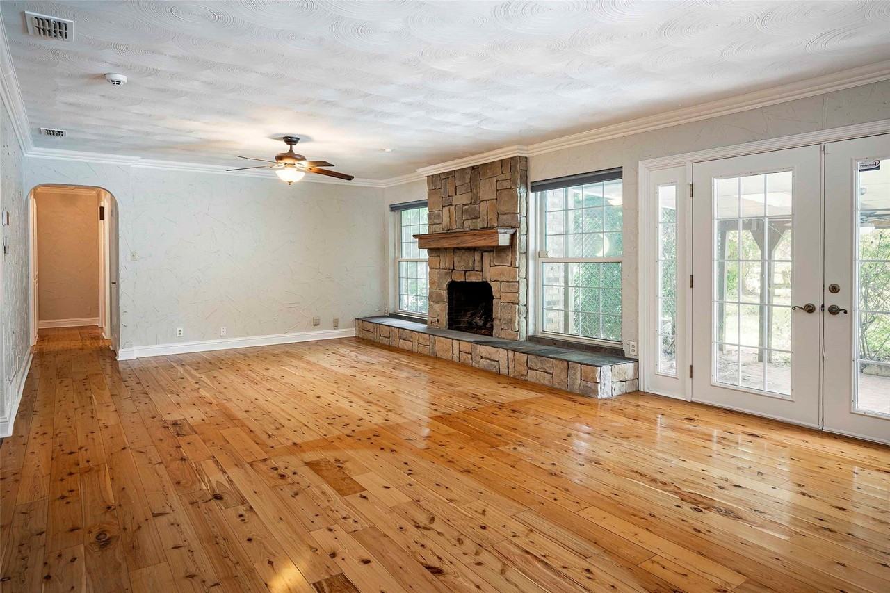 5100 Rose St - Photo 3 of 19