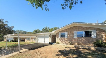 featured image of 905 Seymore Cir