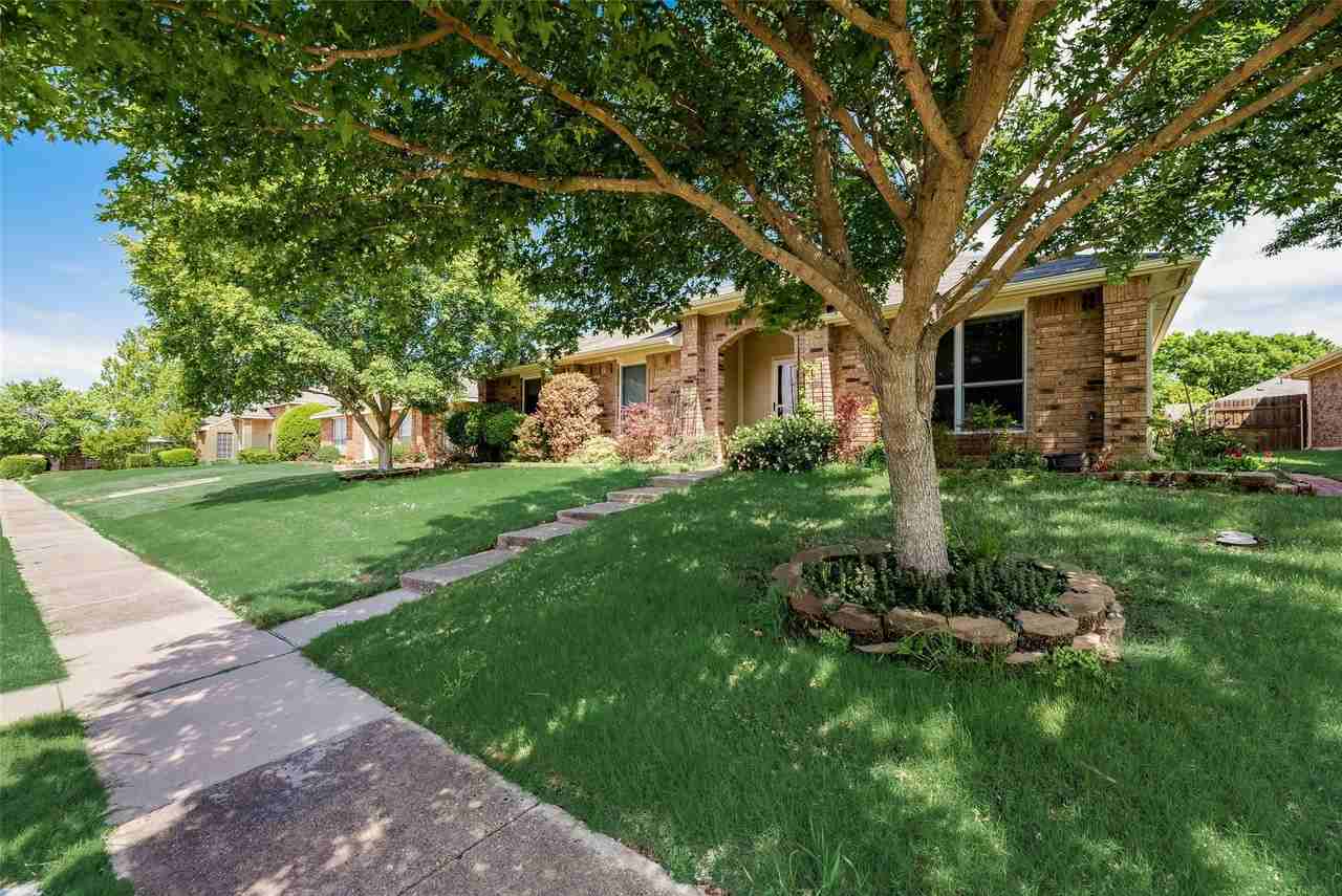 1307 E Branch Hollow Dr - Photo 3 of 20