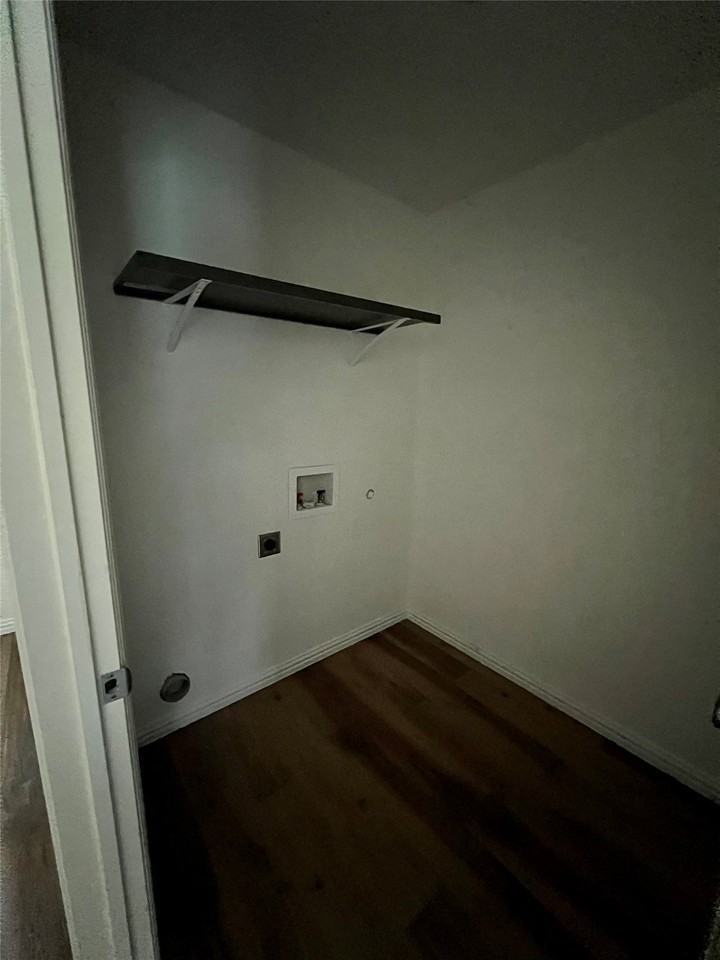 1528 N Broughton St #1528 - Photo 3 of 8