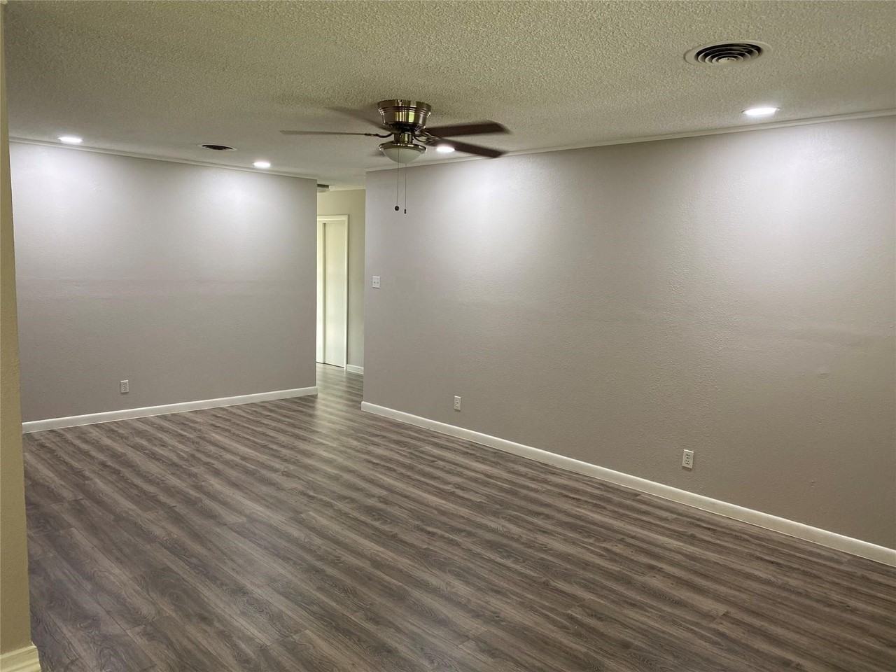 1213 Mary Dr - Photo 7 of 21