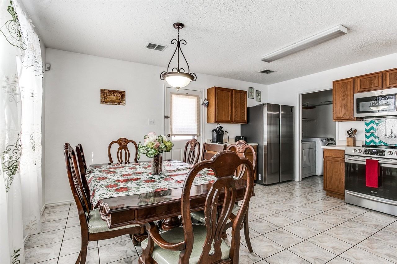 5145 Weather Rock Ln - Photo 7 of 26