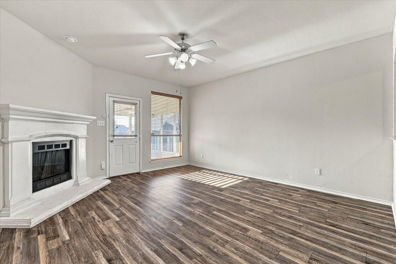6316 Miranda Dr - Photo 3 of 24