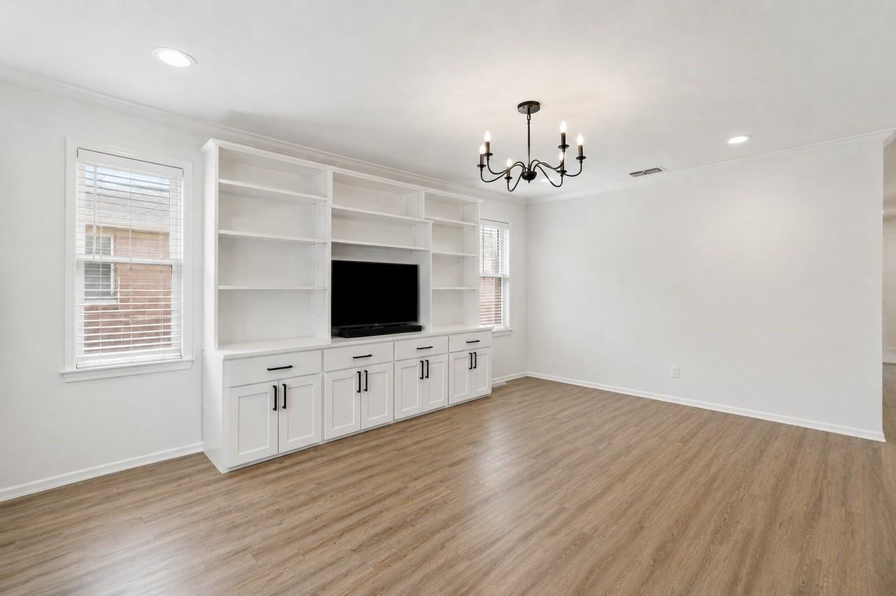 605 N Florence St - Photo 5 of 19